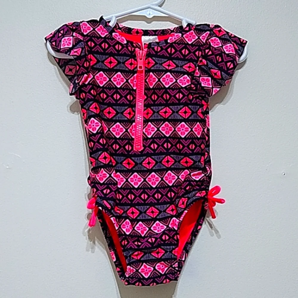 Cat & Jack Little Girl's One Piece Swimsuit